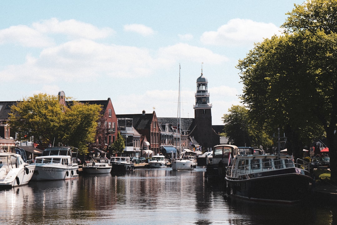 Vakantiehuisjes Aan Het Water: Ontdek De Schoonheid Van Friesland